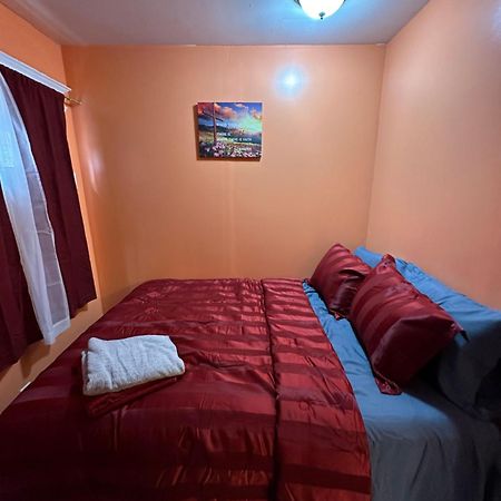 Fidellia Iron Room, Queen Bed Minutes From Newark Liberty International Airport And Newark Penn Station Kültér fotó